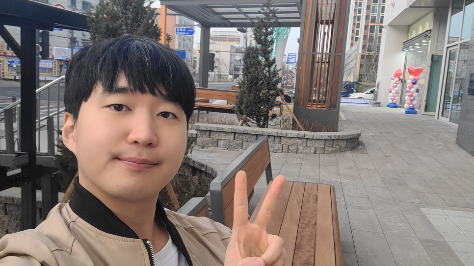 하얀풍차새 이미지