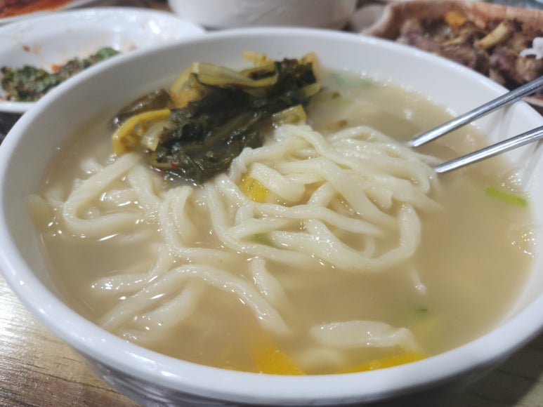 해동토종칼국수족발 이미지