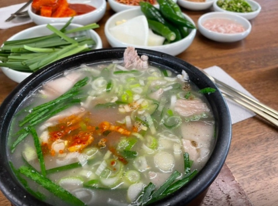 일등돼지국밥 이미지