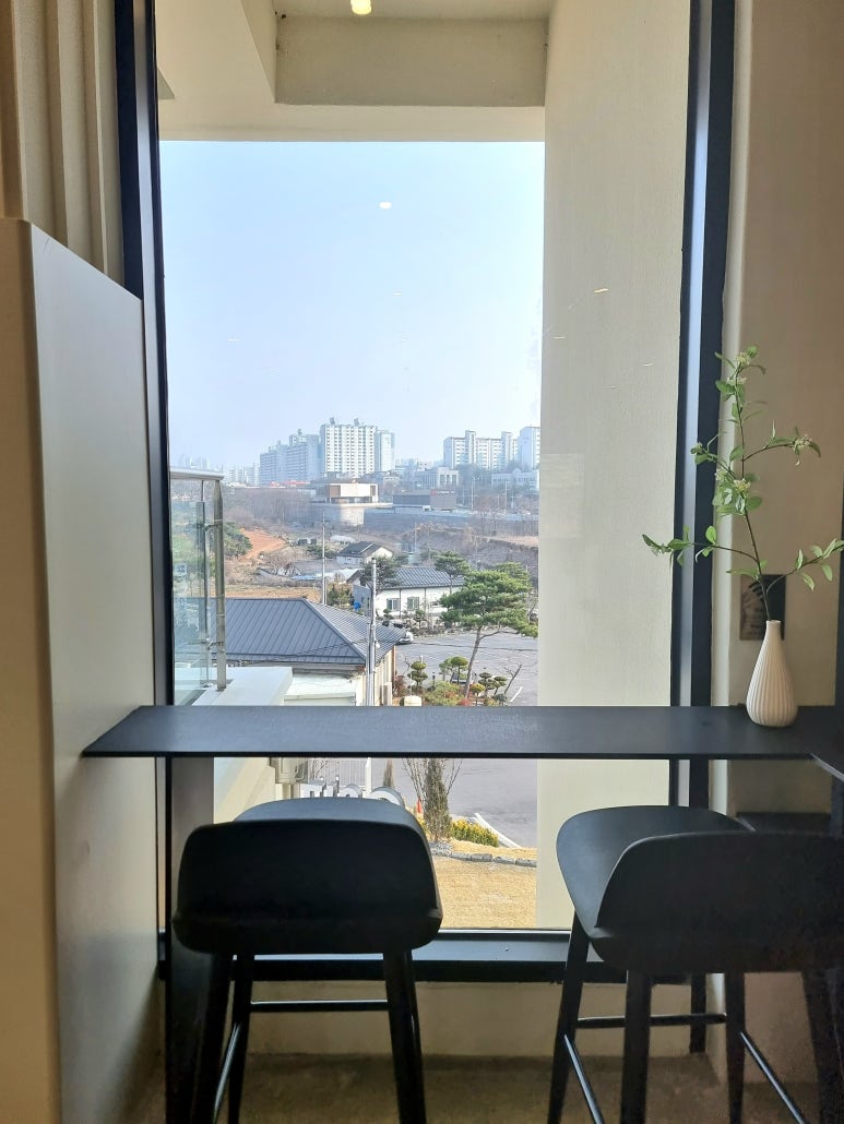 카페온더힐 이미지