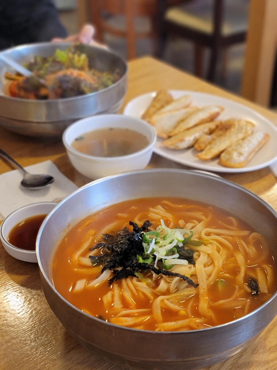 뭉치네국수 이미지