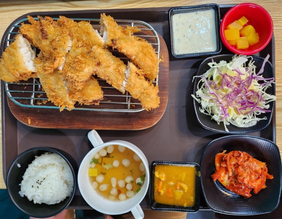돈까스린 이미지