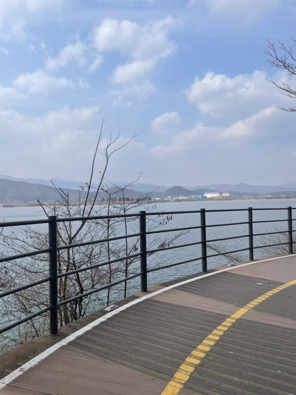 호반다방 이미지