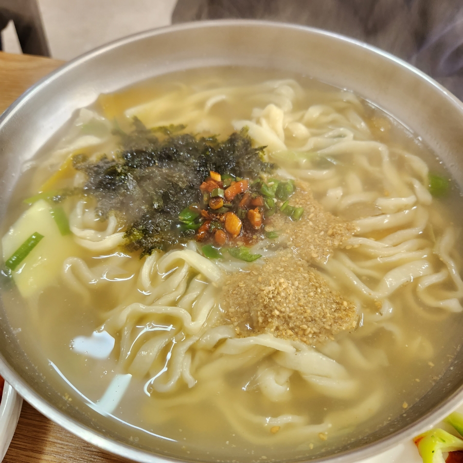 화봉손칼국수 이미지