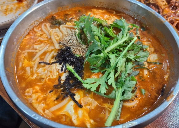 그향칼국수 이미지