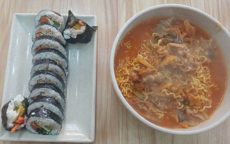 김밥앤돈까스 이미지