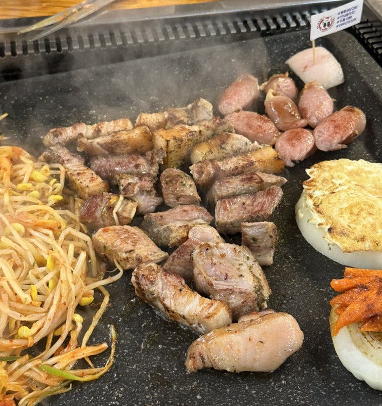 통통돌판생삼겹살 이미지