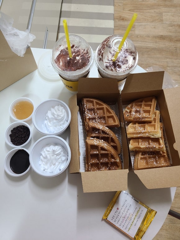 컴포즈커피 먹골중랑점 이미지