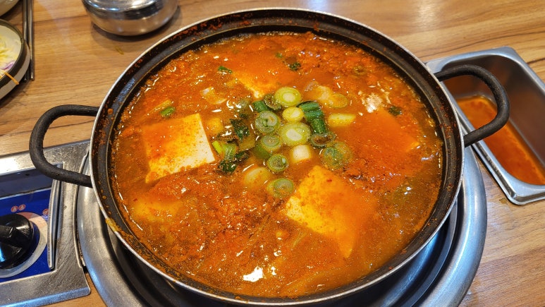 월수금돼지김치찌개&생삼겹살 이미지