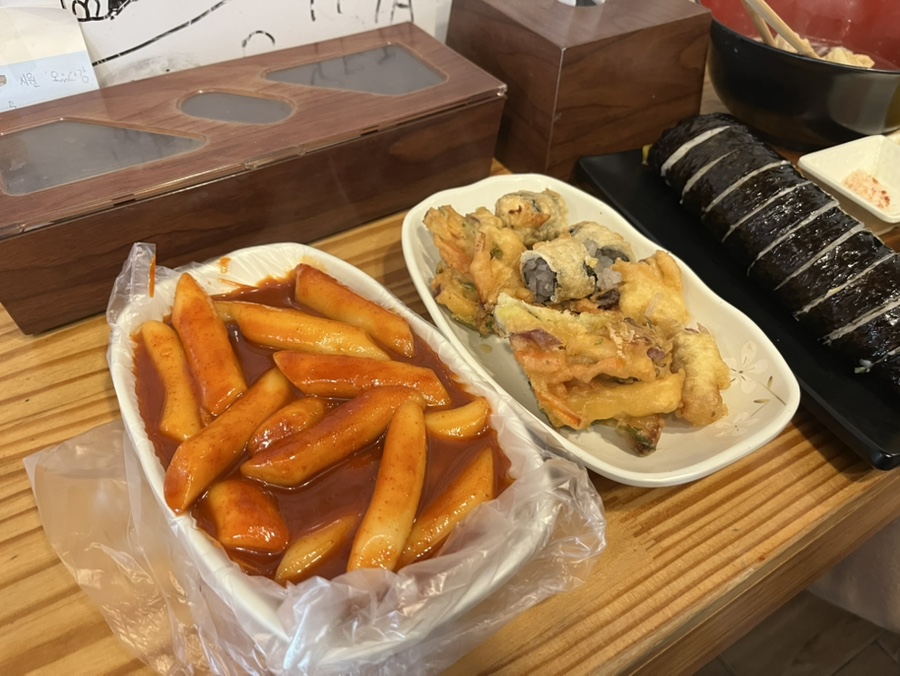 홍반장 떡볶이 이미지