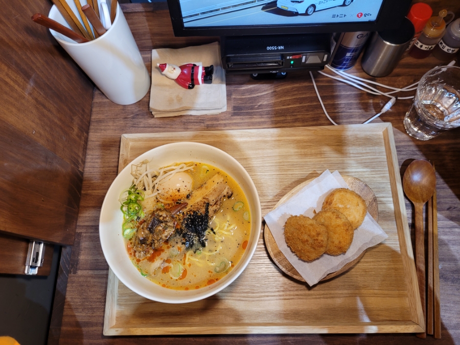 호랭이라멘 이미지