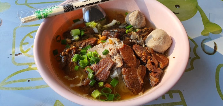 국수먹방 이미지