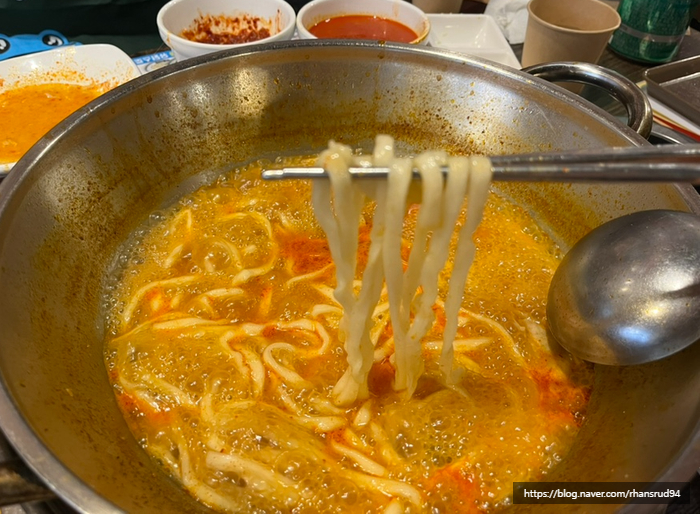 닭한마리 이미지