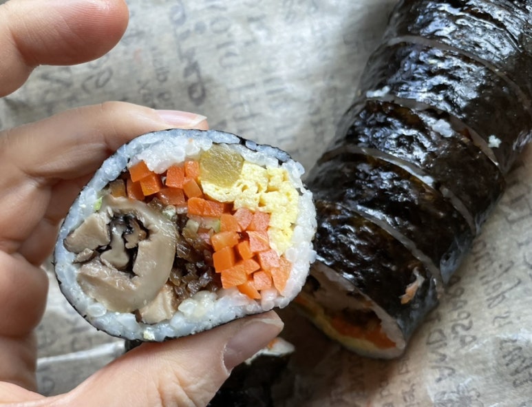 표고농부네김밥 이미지