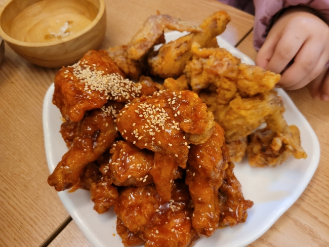 닭이존 이미지