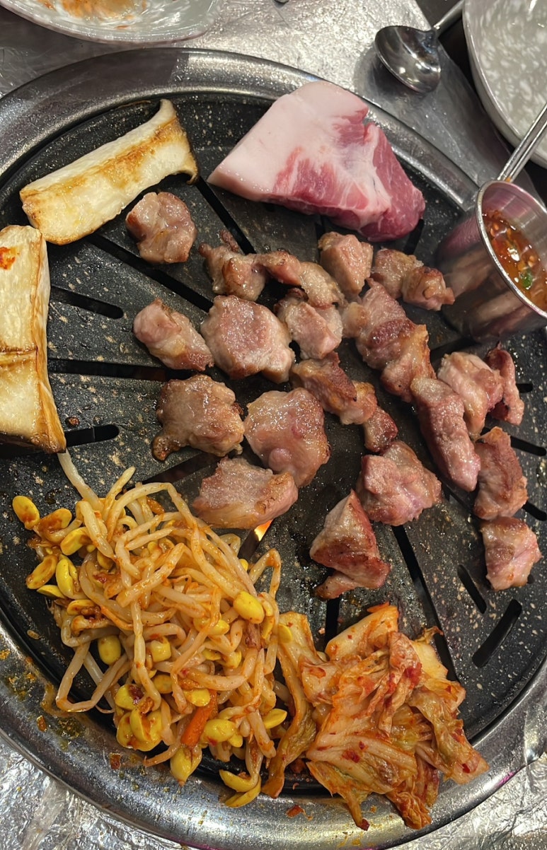 둘리뒷고기 이미지