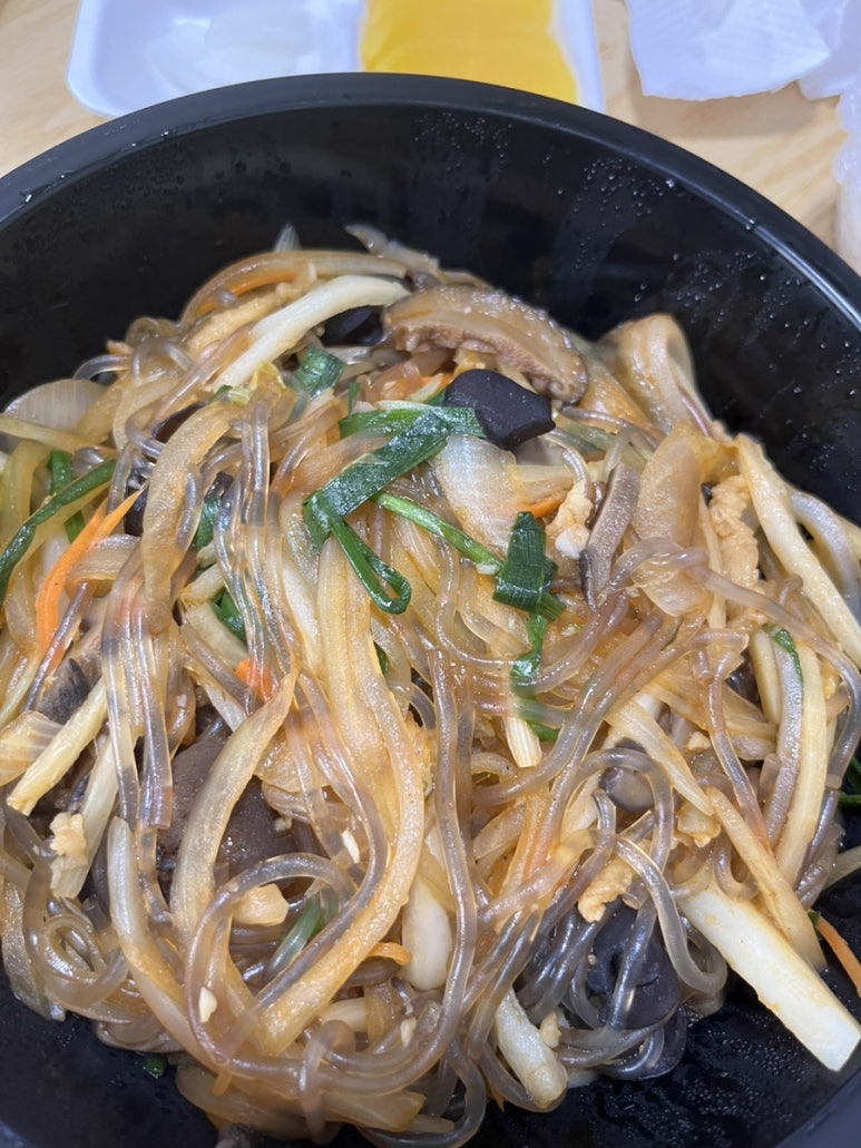 동윤돼지덮밥 이미지