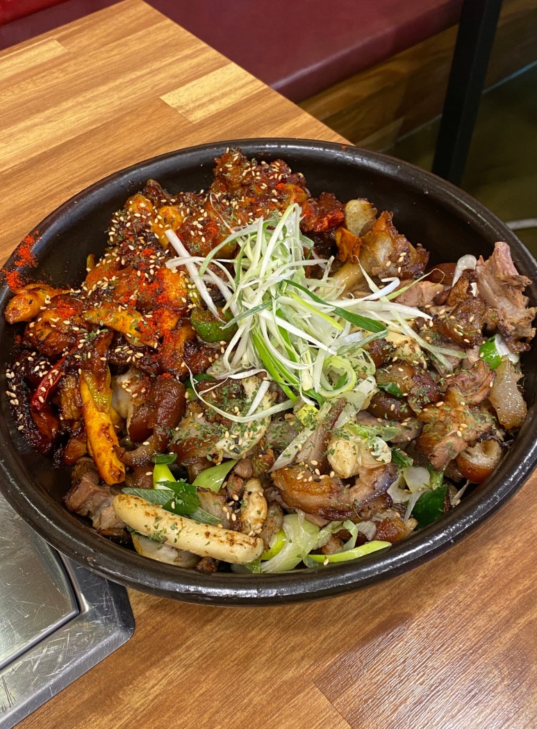 참숯에구운족발의전설 이미지