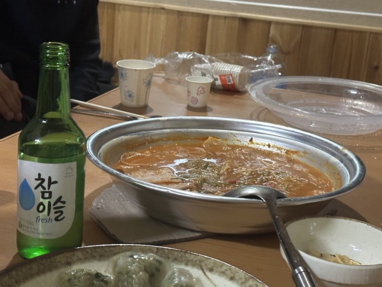 로만델리 부대찌개 이미지