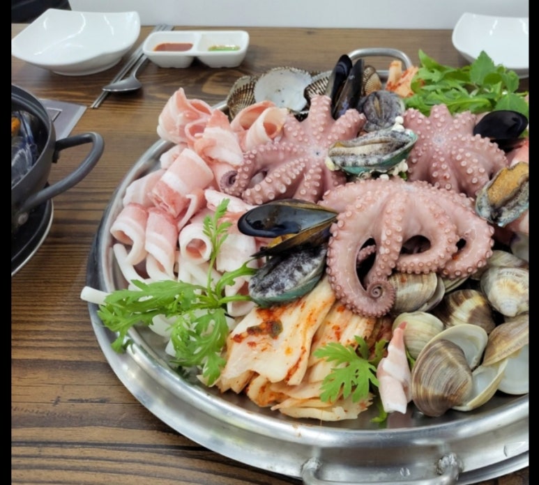 명가해물칼국수 이미지