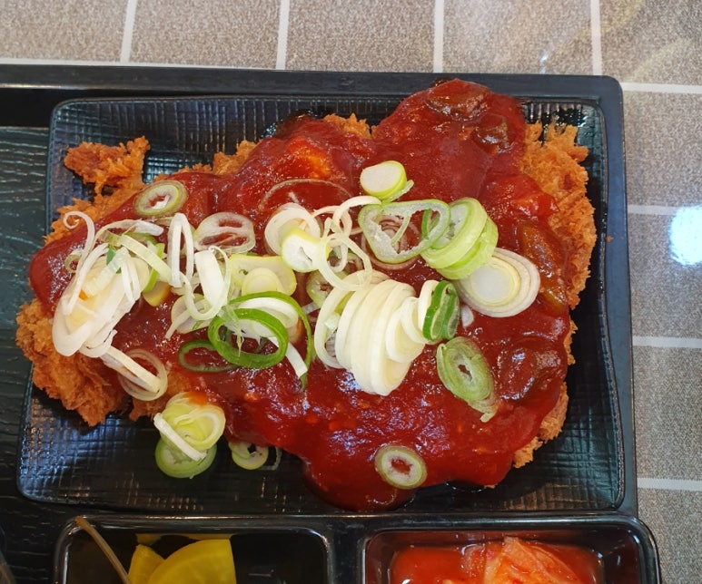 돈카츠린 이미지