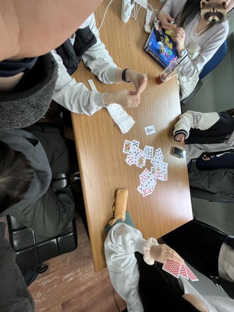 가위바위보쌈정식 이미지