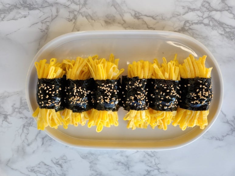 노랑김밥 이미지