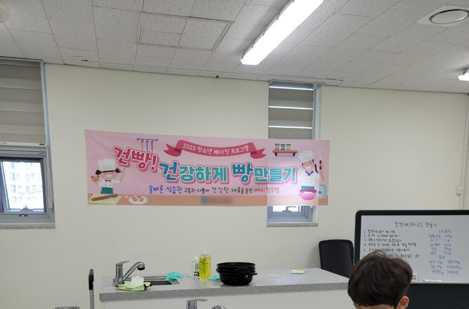 오늘도빛나는테이블 이미지