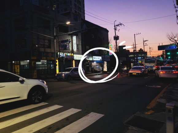 돼지 품은 해녀 이미지