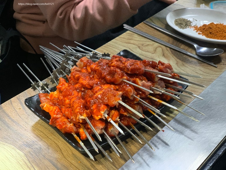 쥬쥬양꼬치 이미지