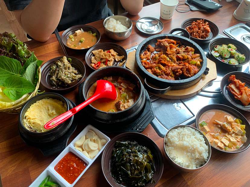 뚱이네식당 이미지