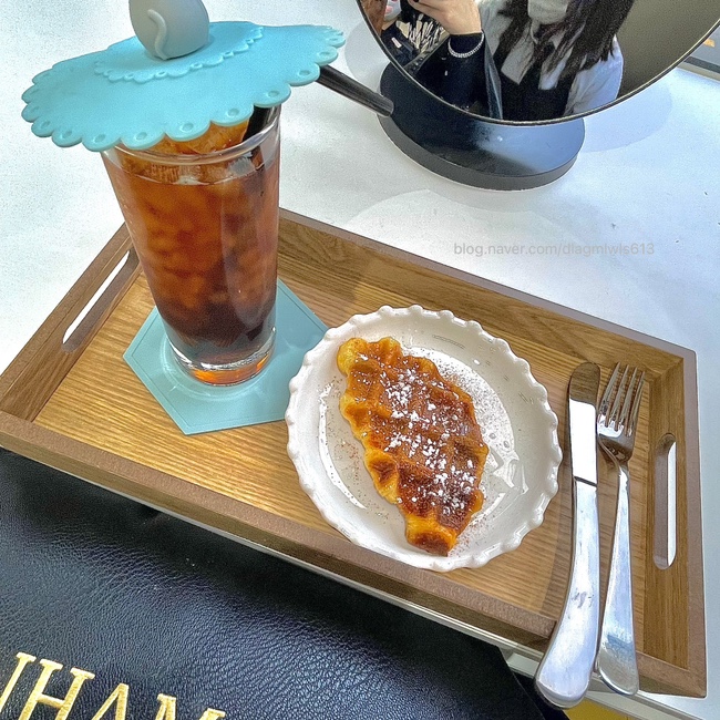 반함헤어살롱 이미지