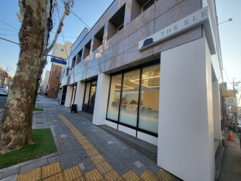 디엘리펀트하우스 이미지