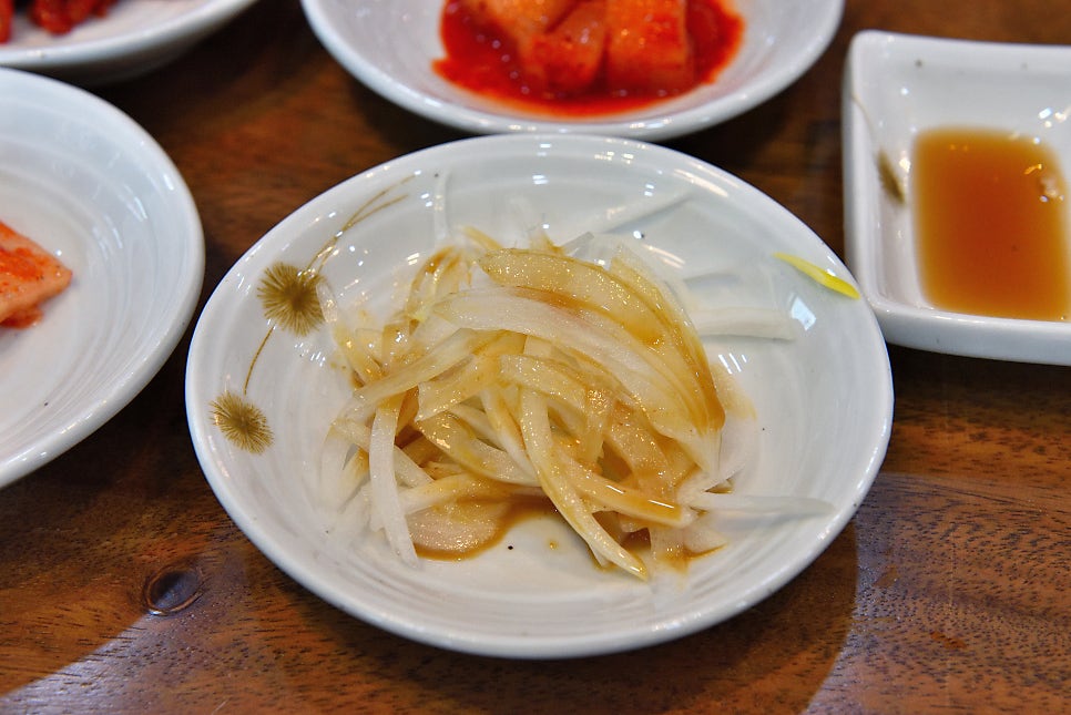 무쇠식당 이미지