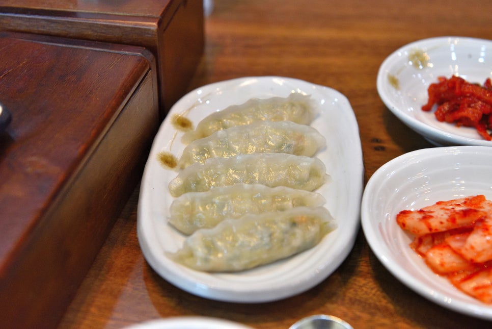무쇠식당 이미지