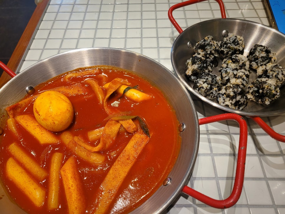 빨간자전거 떡볶이 이미지