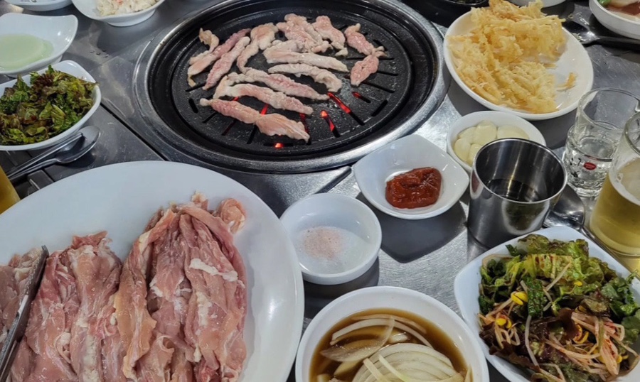 근동숯불구이 이미지
