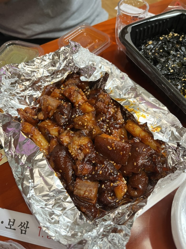 연이네족발 이미지