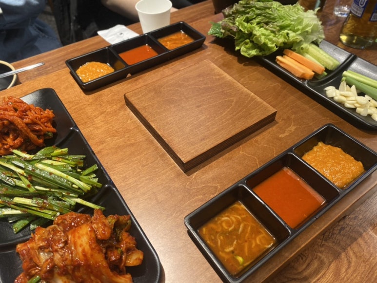 귀한족발 홍대서교점 이미지