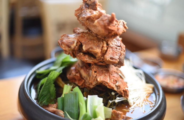 산더미감자탕 이미지
