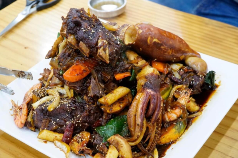 산더미감자탕 이미지