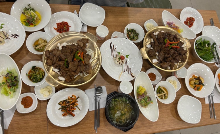 역전솥뚜껑삼겹살 이미지