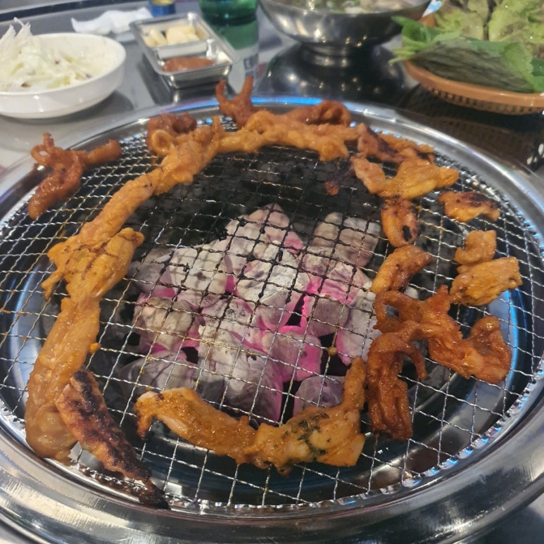 춤추는불닭발 이미지
