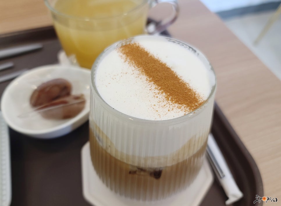 크로플bee 이미지