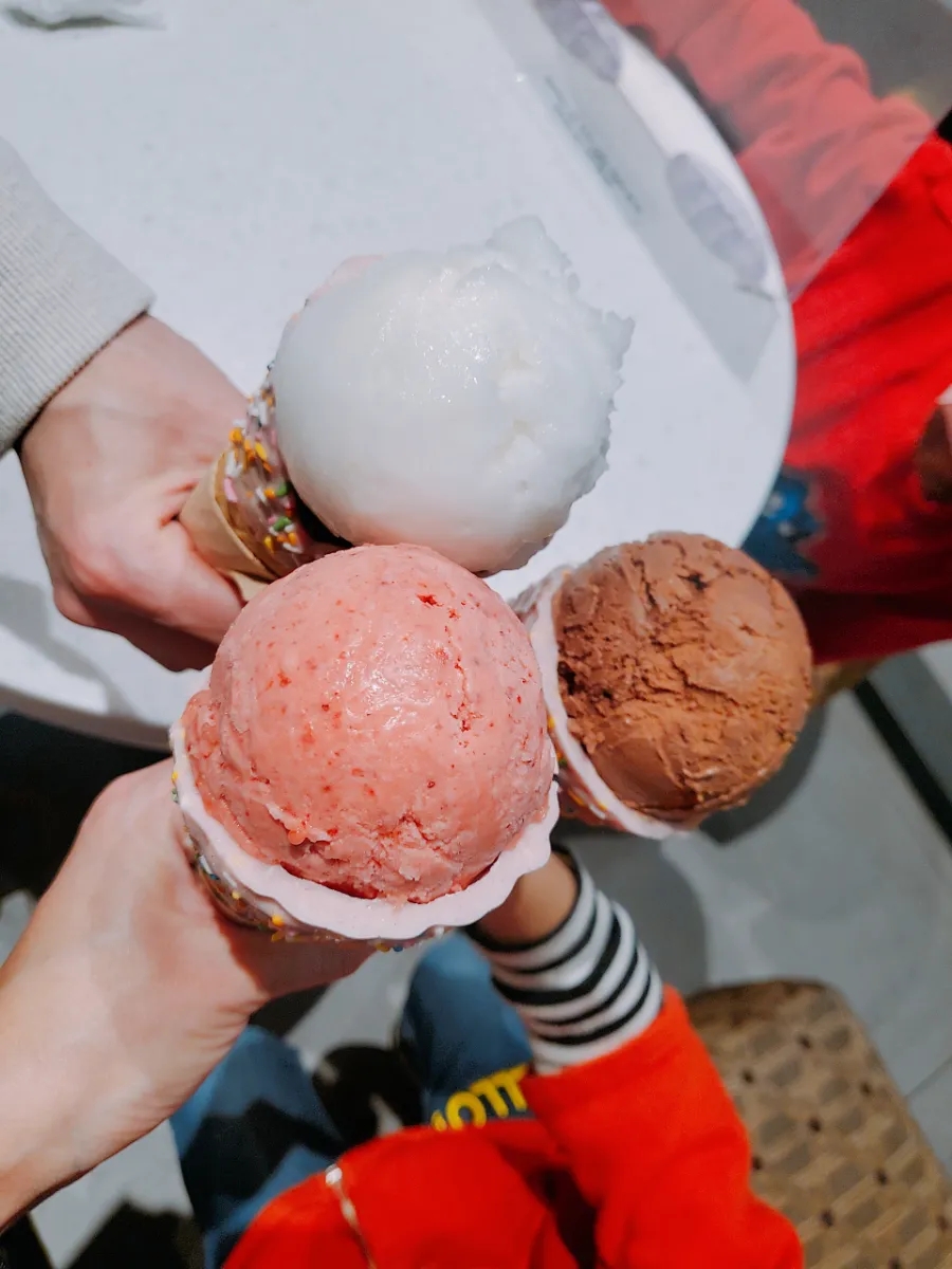 에맥앤볼리오스 이미지
