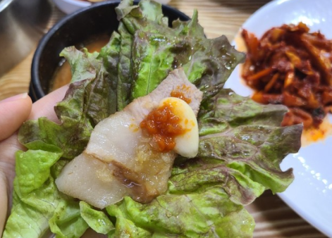 홍천향족발 이미지