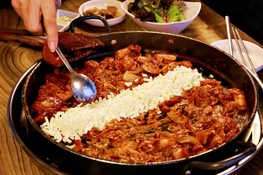 명성닭갈비 이미지