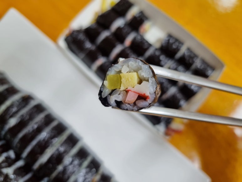 해바라기꼬마김밥 이미지