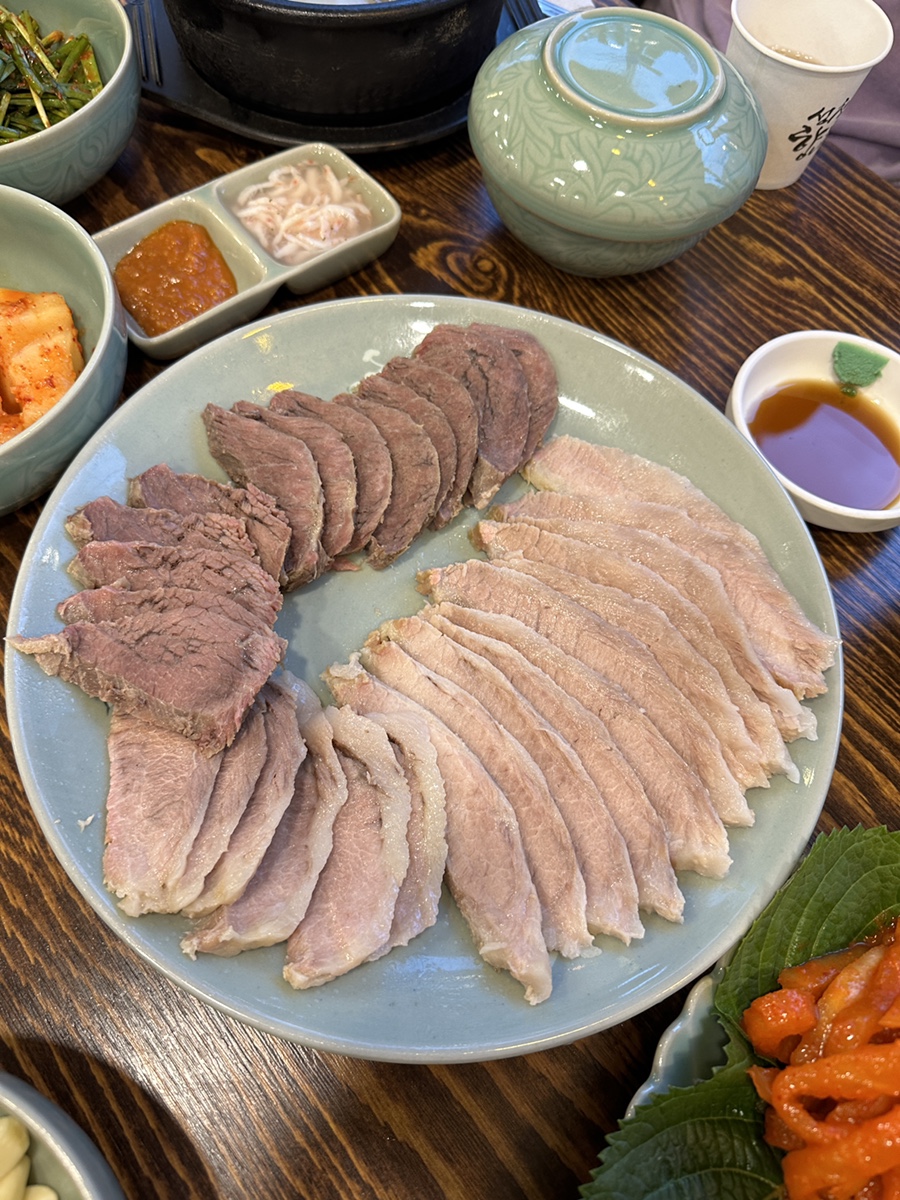 청화백 돼지국밥 이미지