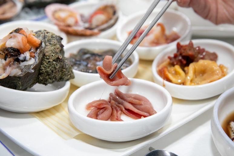 몽돌밭횟집 이미지